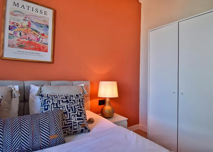 Apartamento Cozy Renovated 3br Near Taksim- Santur D10