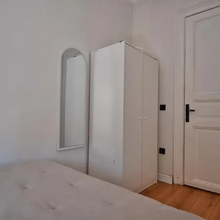 公寓 Cozy Renovated 3br Near Taksim- Santur D10 *