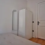 Апартаменты Cozy Renovated 3br Near Taksim- Santur D10 *